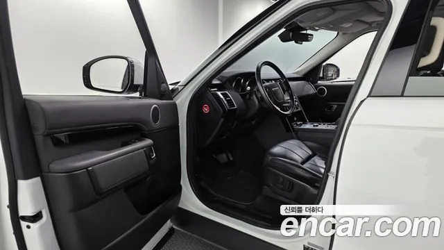 Land Rover Discovery 2019 thumb 10