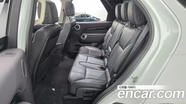 Land Rover Discovery 2019 thumb 11