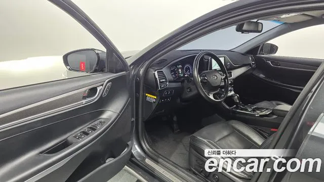 Hyundai Grandeur 2018 thumb 10