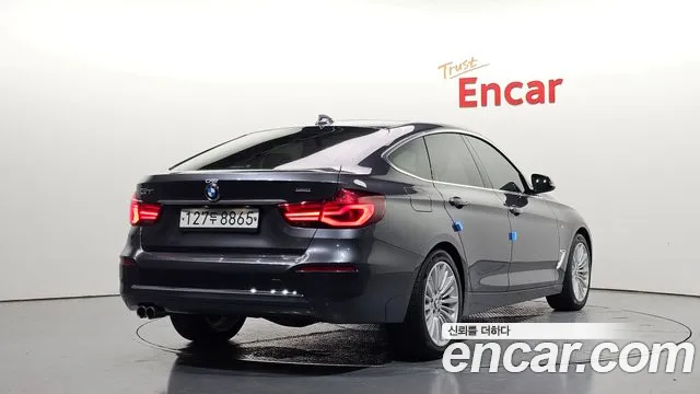 BMW Gran Turismo 2019 thumb 2