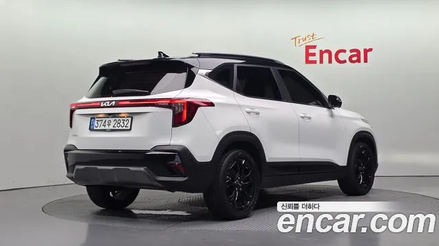 Kia Seltos 2023 thumb 2