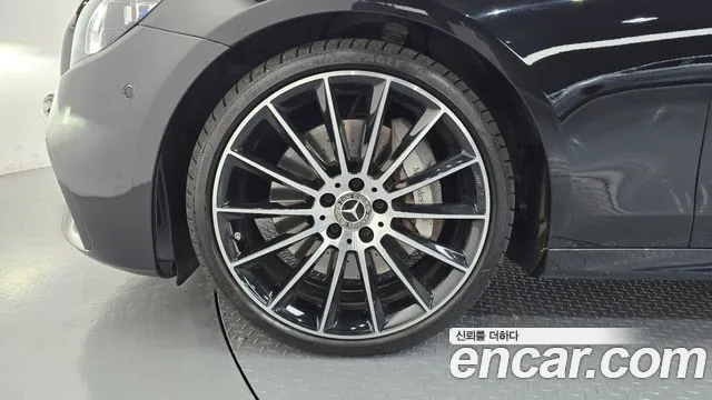 Mercedes-Benz E-Класс 2022 thumb 5