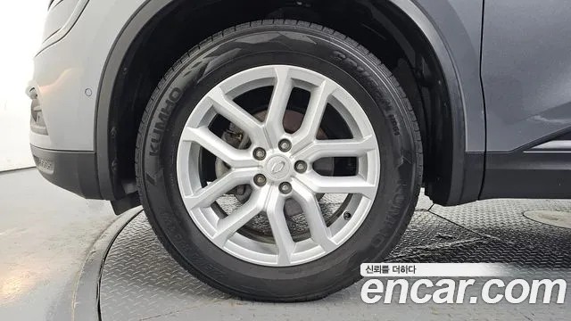 Renault-KoreaSamsung Koleos 2019 thumb 5