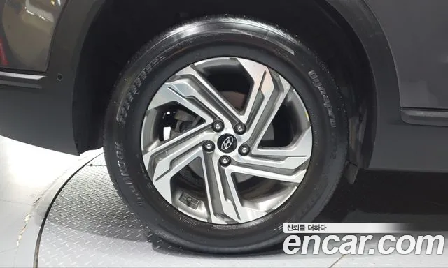 Hyundai Santa Fe 2020 thumb 4