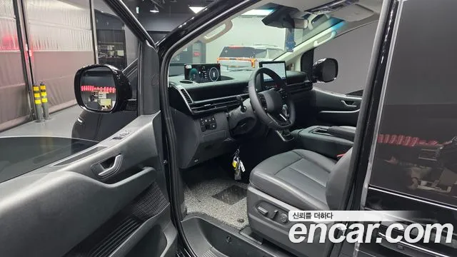 Hyundai Staria 2026 thumb 9