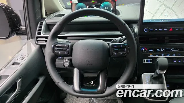 Hyundai Staria 2026 thumb 12
