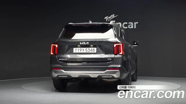 Kia Sorento 2023 thumb 3