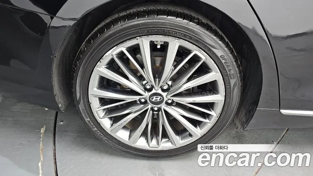 Hyundai Grandeur 2017 thumb 5