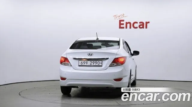 Hyundai Accent 2014 thumb 4