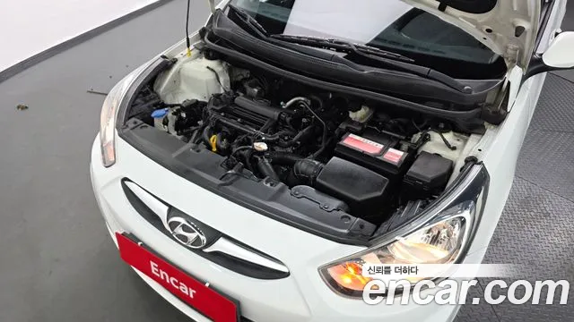Hyundai Accent 2014 thumb 6