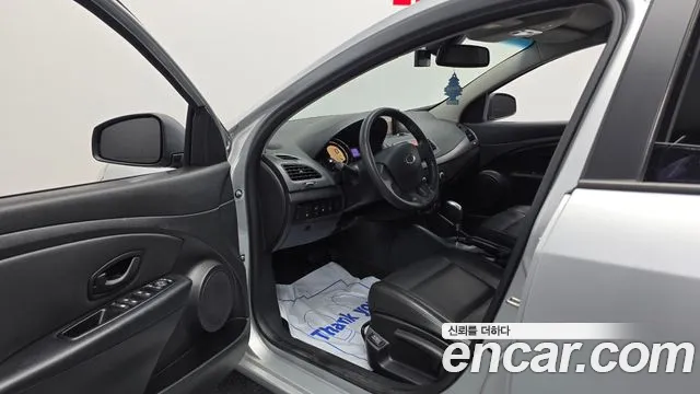 Renault-KoreaSamsung Fluence 2017 thumb 10