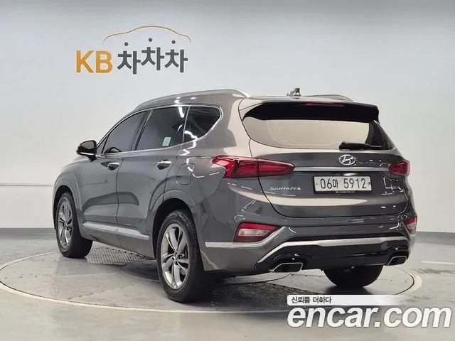 Hyundai Santa Fe 2018 thumb 2