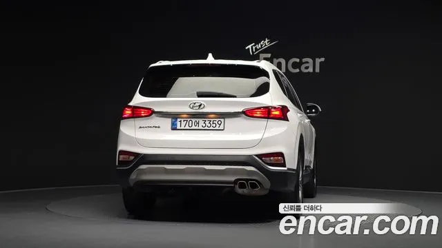 Hyundai Santa Fe 2019 thumb 4