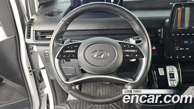 Hyundai Staria 2024 thumb 12