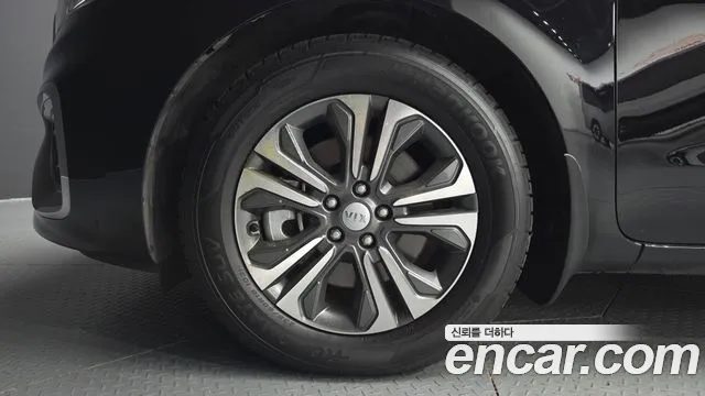 Kia Carnival 2020 thumb 5