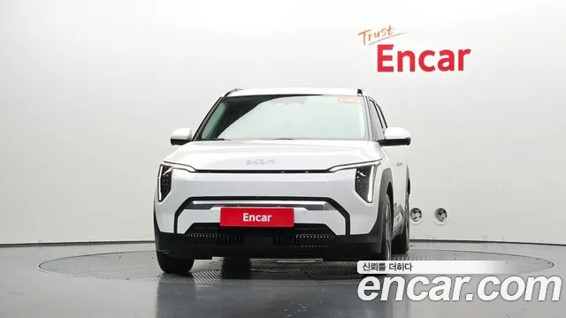 Kia EV3 2024 thumb 2