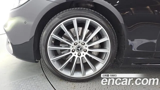 Mercedes-Benz S-Класс 2017 thumb 5
