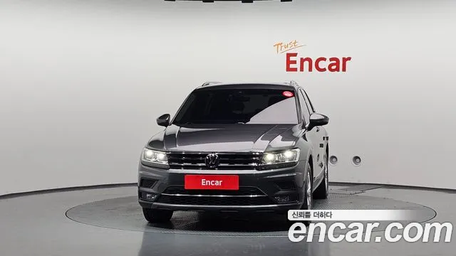 Volkswagen Tiguan 2020 thumb 3