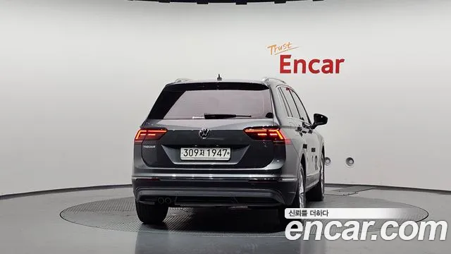 Volkswagen Tiguan 2020 thumb 4