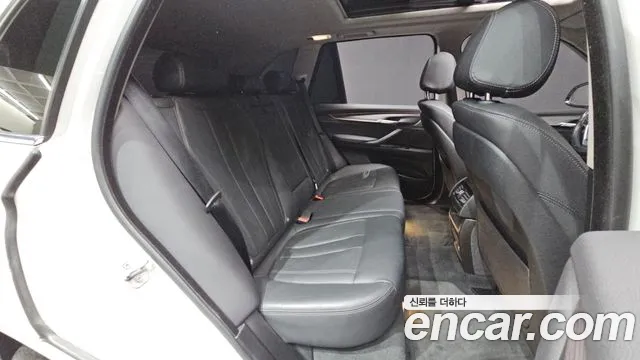 BMW X5 2017 thumb 11