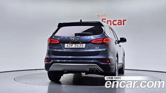 Hyundai Santa Fe 2015 thumb 4