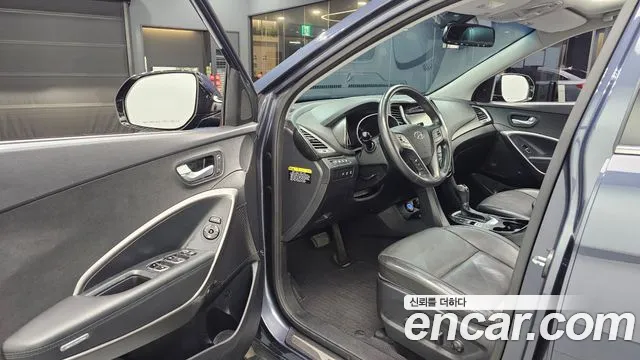 Hyundai Santa Fe 2015 thumb 10