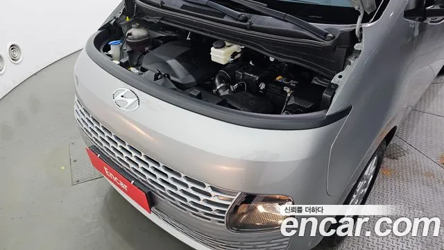 Hyundai Staria 2021 thumb 6