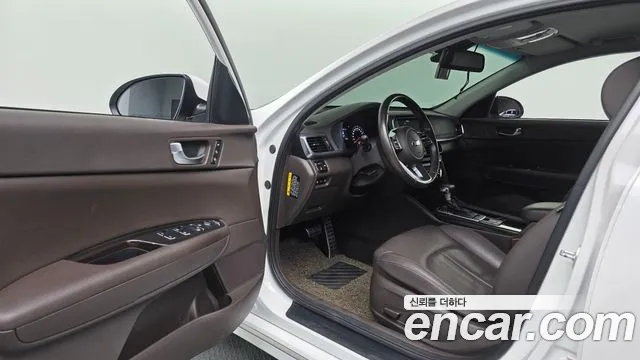 Kia K5 2019 thumb 10