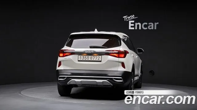 Kia Seltos 2022 thumb 4