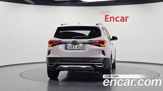 Kia Seltos 2020 thumb 4