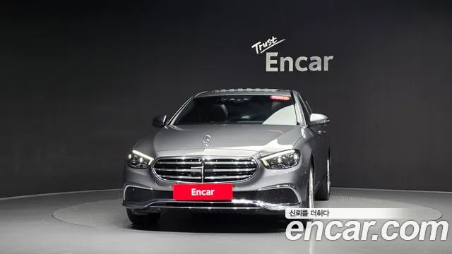 Mercedes-Benz E-Класс 2022 thumb 2