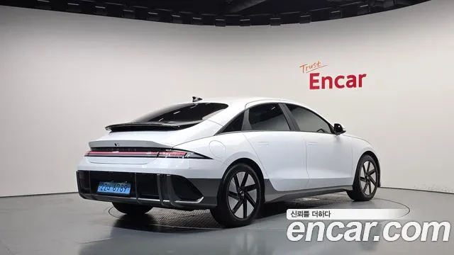Hyundai IONIQ 6 2024 thumb 2