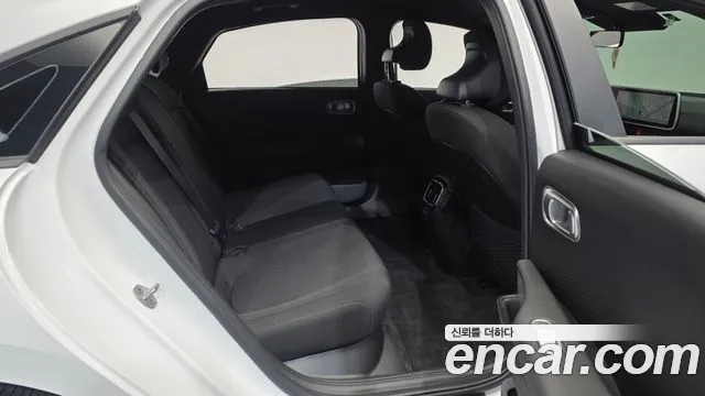 Hyundai IONIQ 6 2024 thumb 12