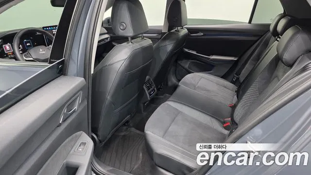 Volkswagen Golf Sportsvan 2025 thumb 12