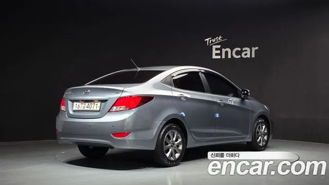 Hyundai Accent 2018 thumb 2