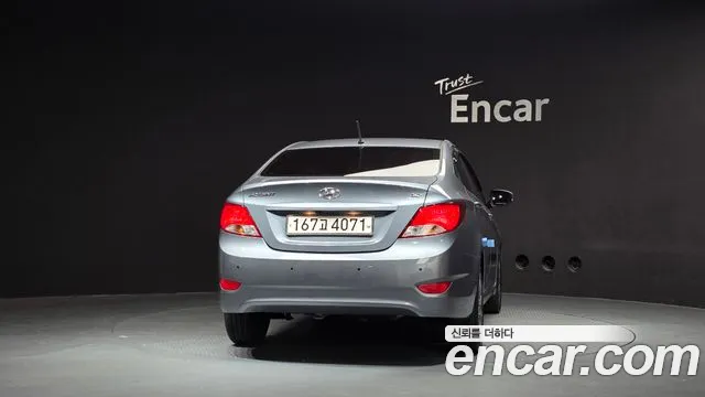 Hyundai Accent 2018 thumb 4
