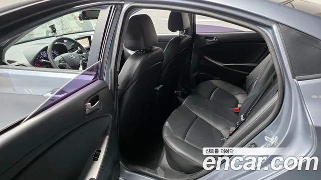 Hyundai Accent 2018 thumb 11