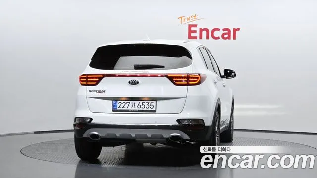 Kia Sportage 2021 thumb 3