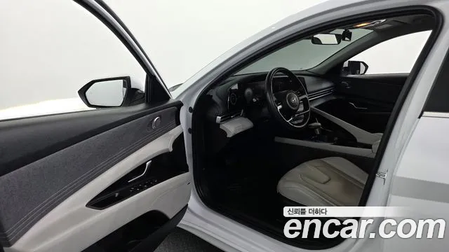 Hyundai Avante 2021 thumb 10