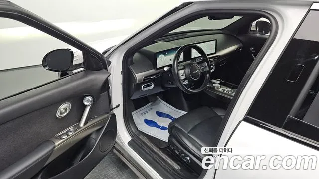 Genesis GV60 2022 thumb 10