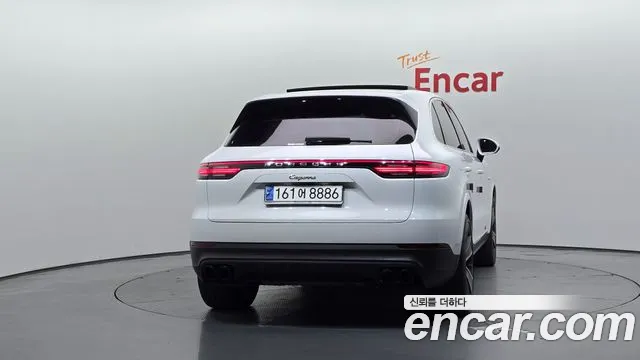 Porsche Cayenne 2020 thumb 4
