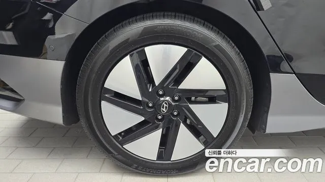 Hyundai IONIQ 6 2024 thumb 5