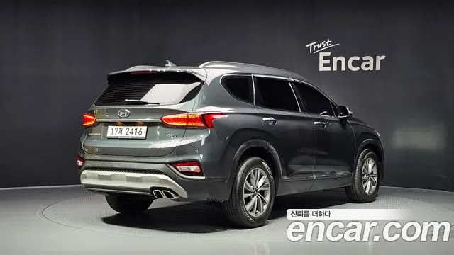 Hyundai Santa Fe 2018 thumb 2