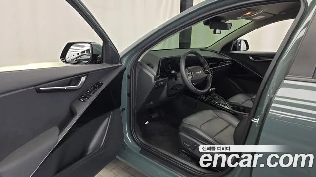 Kia Niro 2023 thumb 10