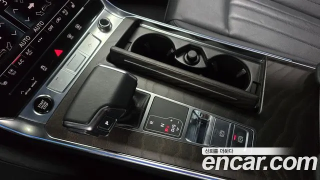 Audi A6 2021 thumb 8