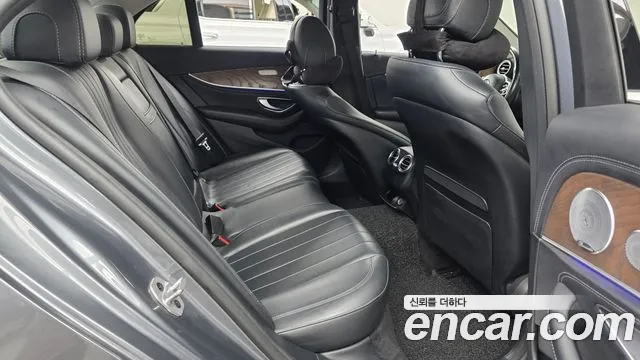 Mercedes-Benz E-Класс 2018 thumb 11
