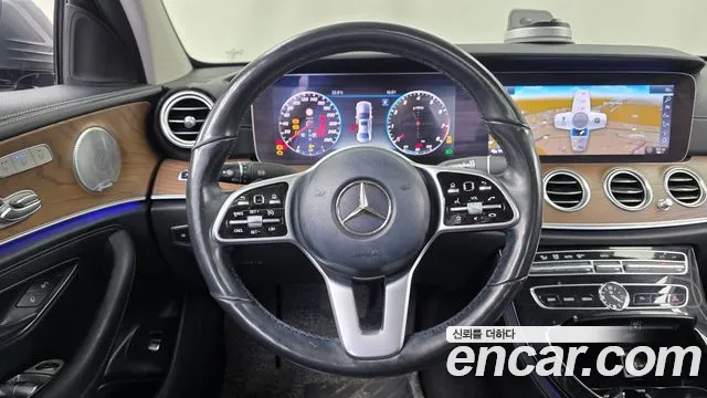 Mercedes-Benz E-Класс 2018 thumb 12