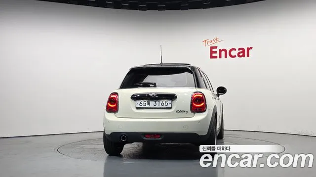 MINI Hatch 2017 thumb 4