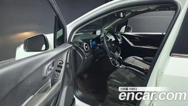 ChevroletGMDaewoo Tracker 2014 thumb 10