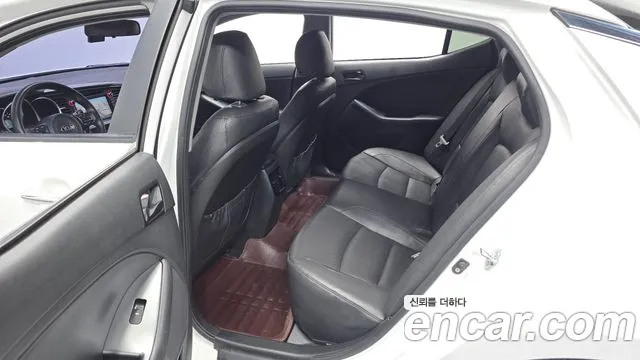 Kia K5 2014 thumb 11